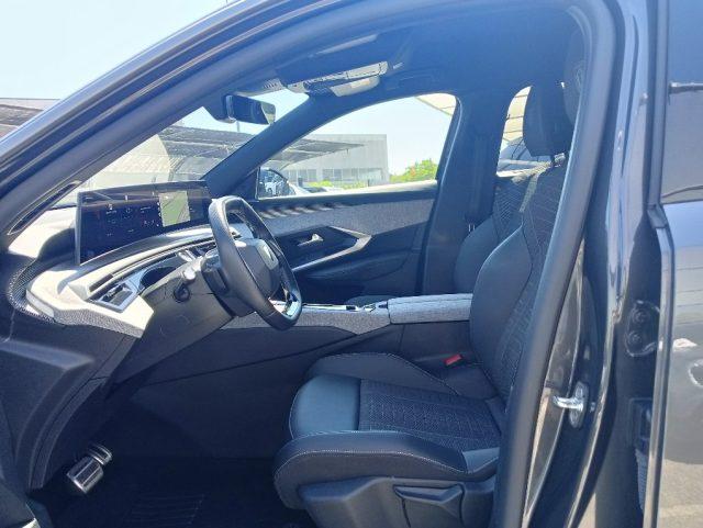 PEUGEOT 5008 GT Hybrid 145 e-DCS6 7 Posti