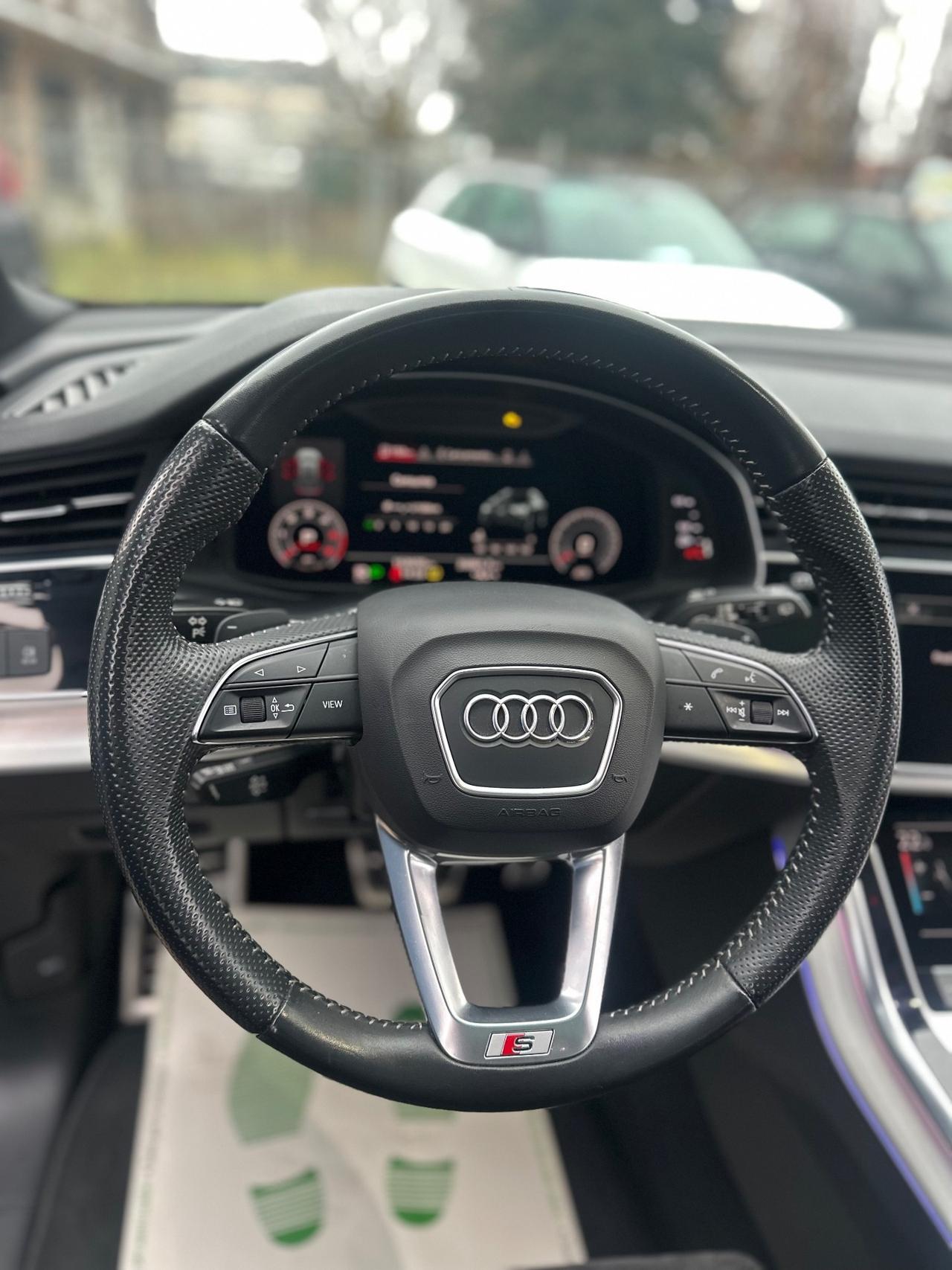 Audi Q8 45 TDI quattro tiptronic