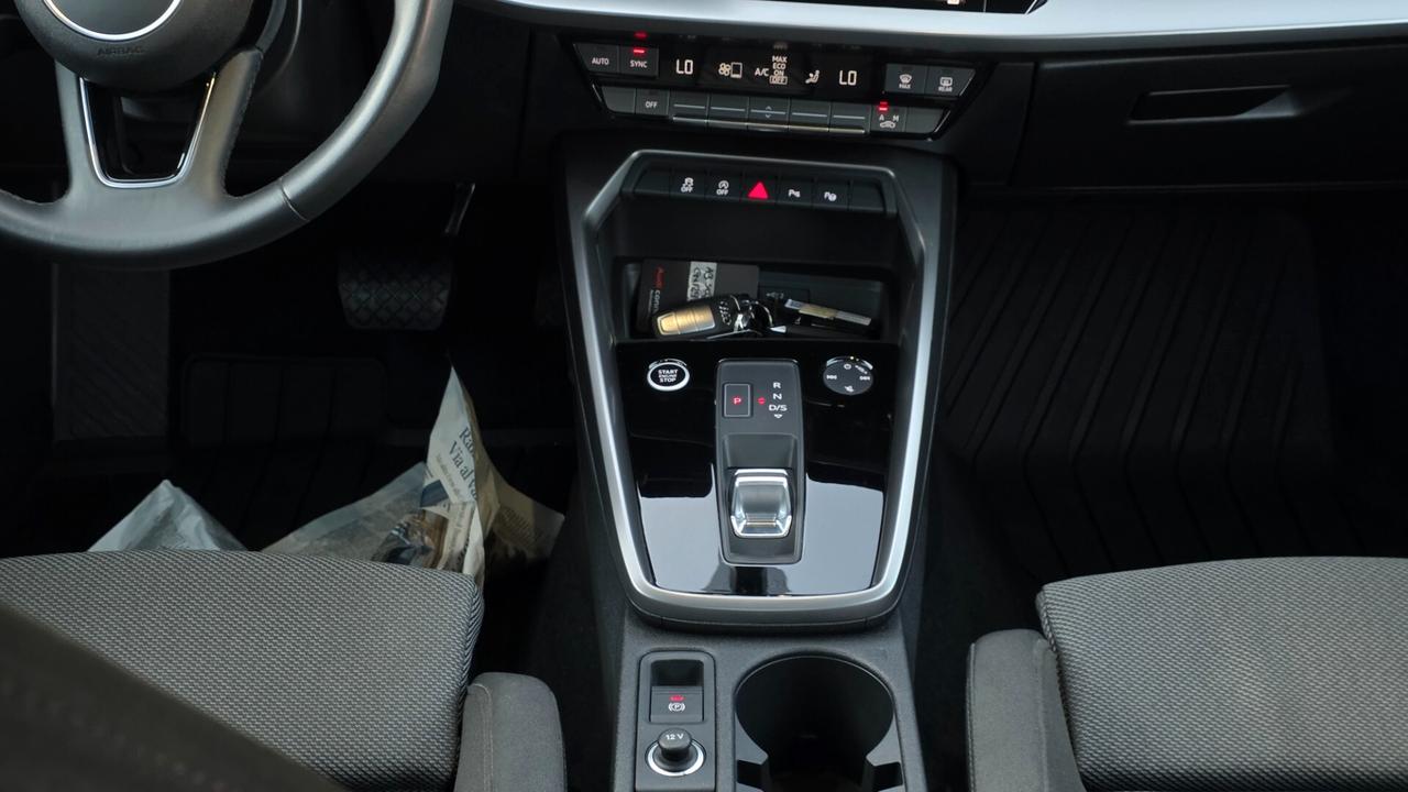 Audi A3 Sedan 30 TDI S line edition