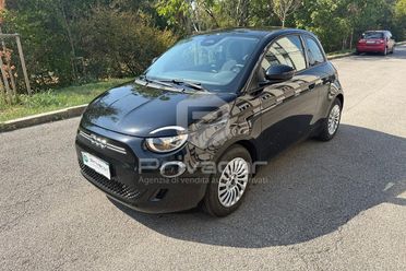 FIAT 500e Berlina 23,8 kWh Action