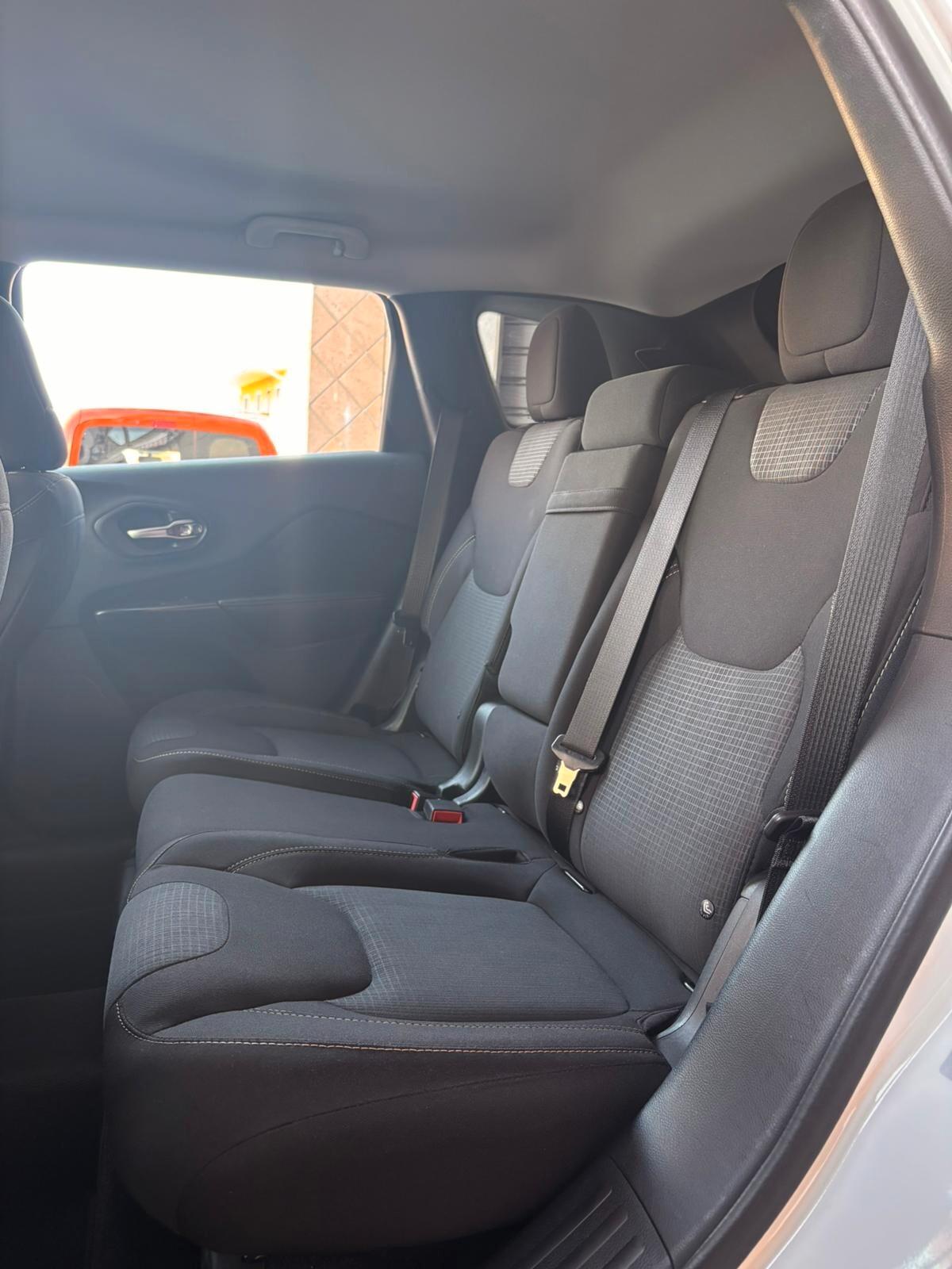 Jeep Cherokee 2.2 Mjt II 185 CV 4WD Active Drive I Longitude