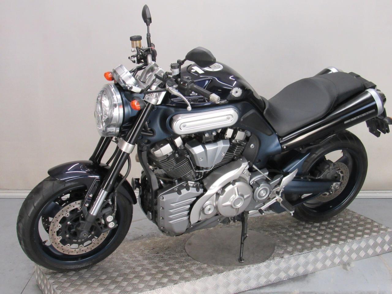 Yamaha MT-01 FIRTS EDITION