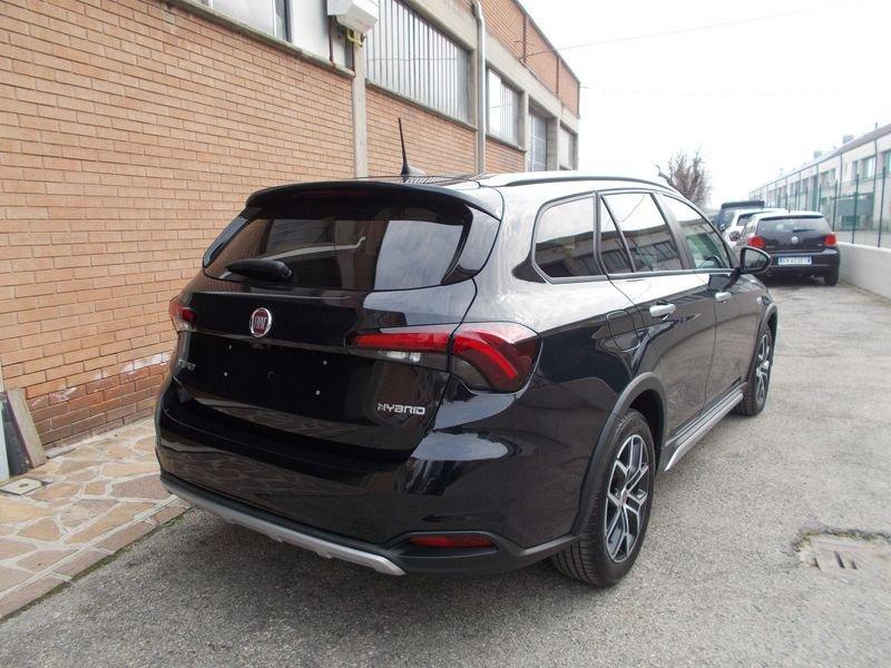 FIAT Tipo Fiat tipo 1.5 Hybrid DCT SW Cross