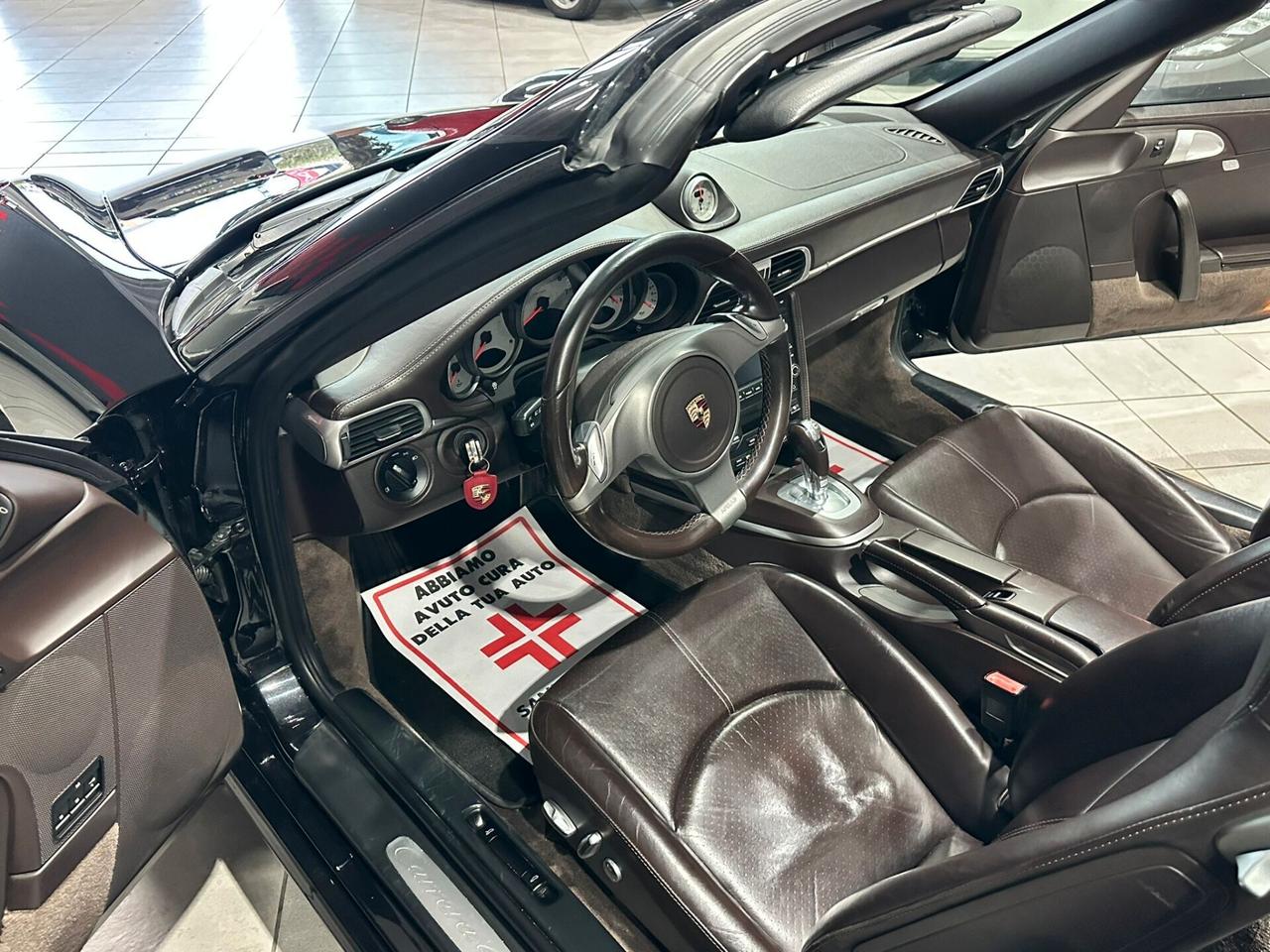 Porsche 911 Carrera 4 Cabriolet