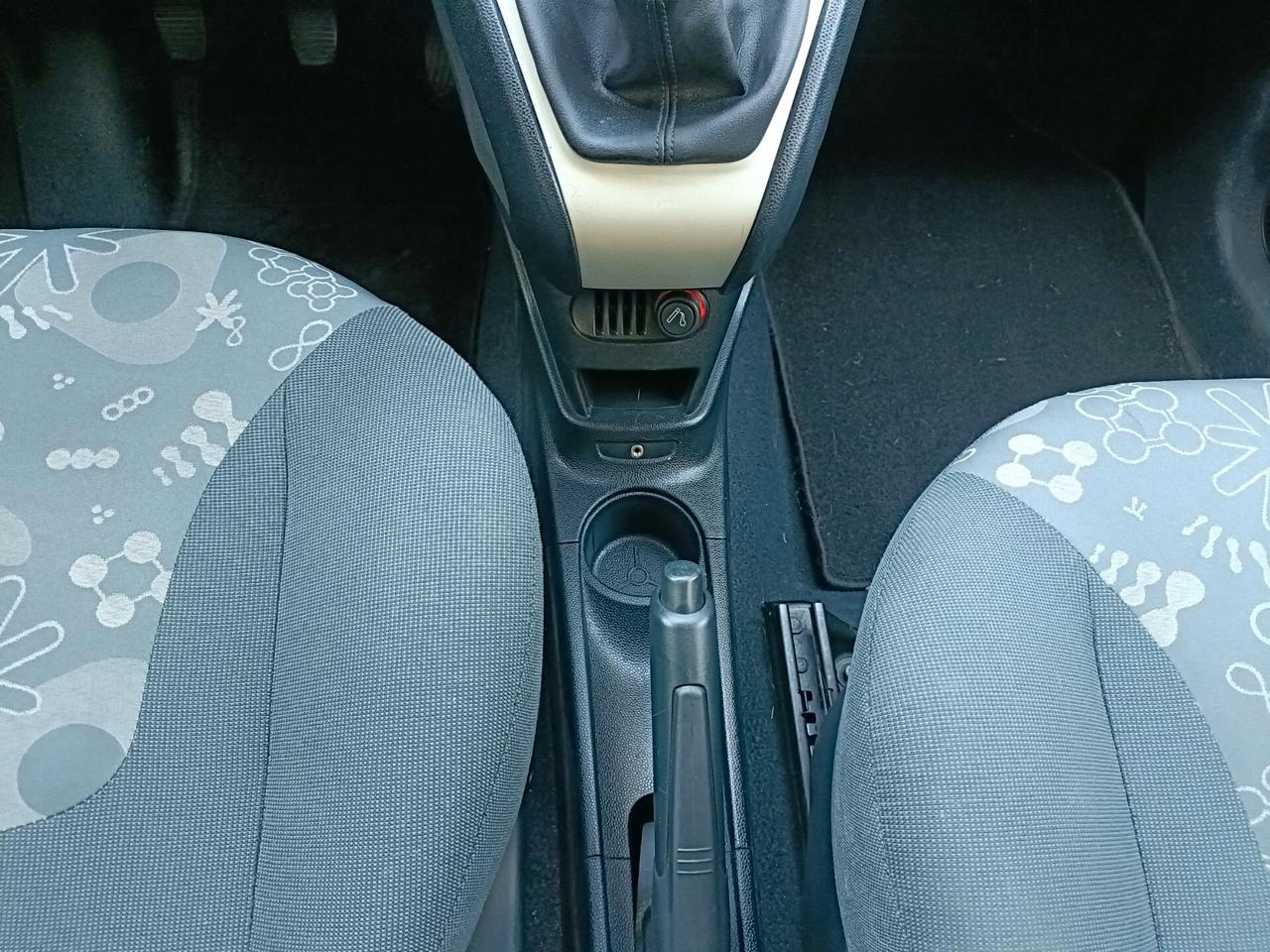 Ford Ka 1.2 8V 69 CV Black&White Edition
