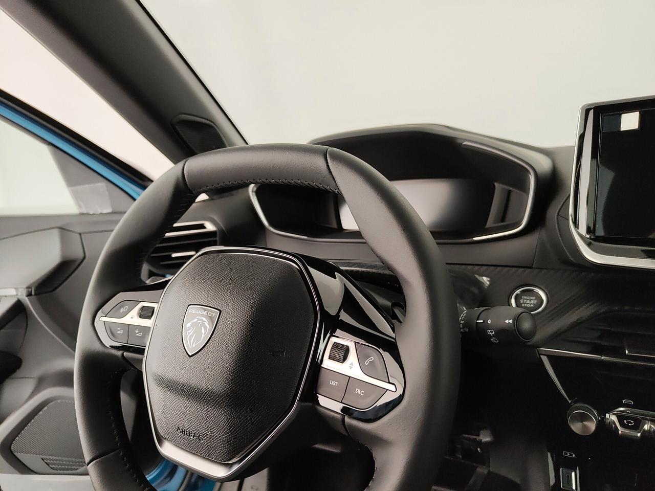 Peugeot 2008 PureTech 130 S&S EAT8 Allure