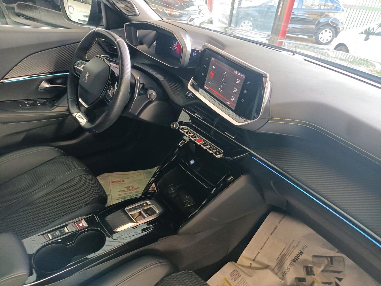 Peugeot 2008 BlueHDi 130 S&S EAT8 GT