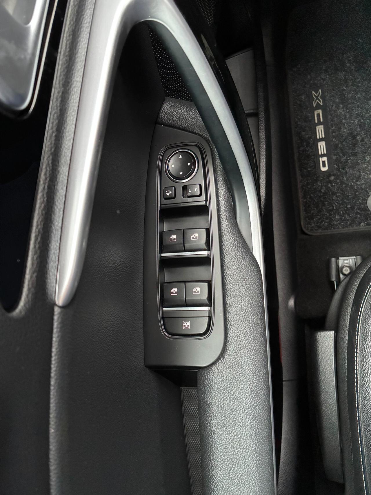 Kia XCeed 1.0 T-GDi GPL High Tech