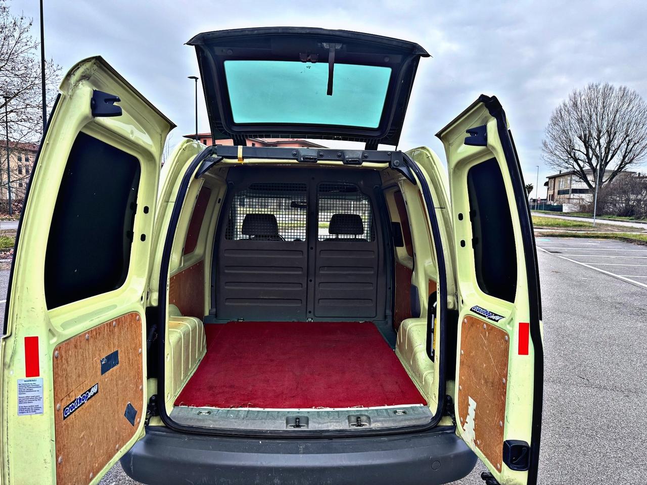 Volkswagen Caddy 1.9 TDI 105CV 4p. Van Vetrato