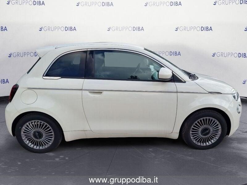 FIAT 500 BEV HATCHBACK M Nuova Hatchback My23 La Nuova - 320 Berlin