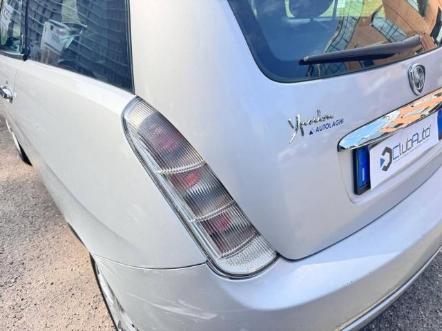 Lancia Ypsilon 1.2 8v Argento
