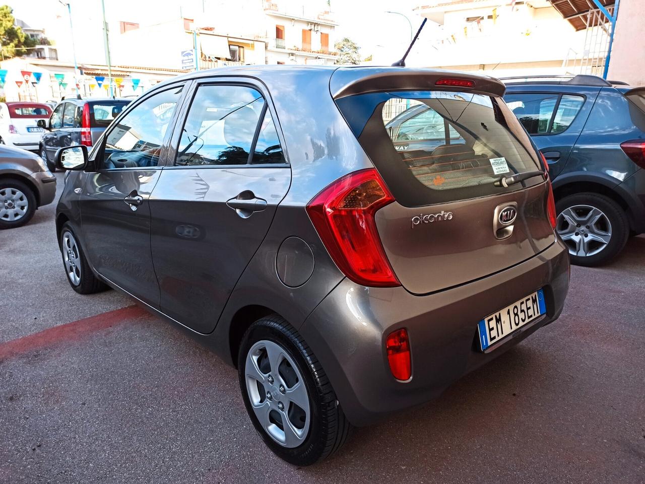 Kia Picanto 1.0 12V 5 porte Style
