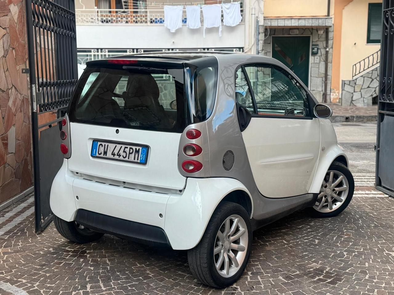 Smart ForTwo 700 coupé pure