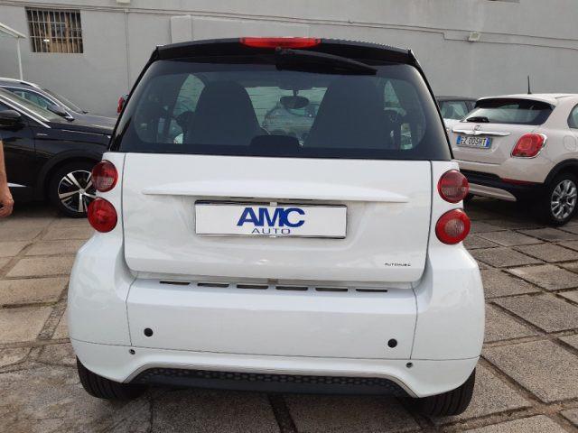 SMART ForTwo 1000 52 kW MHD coupé pure