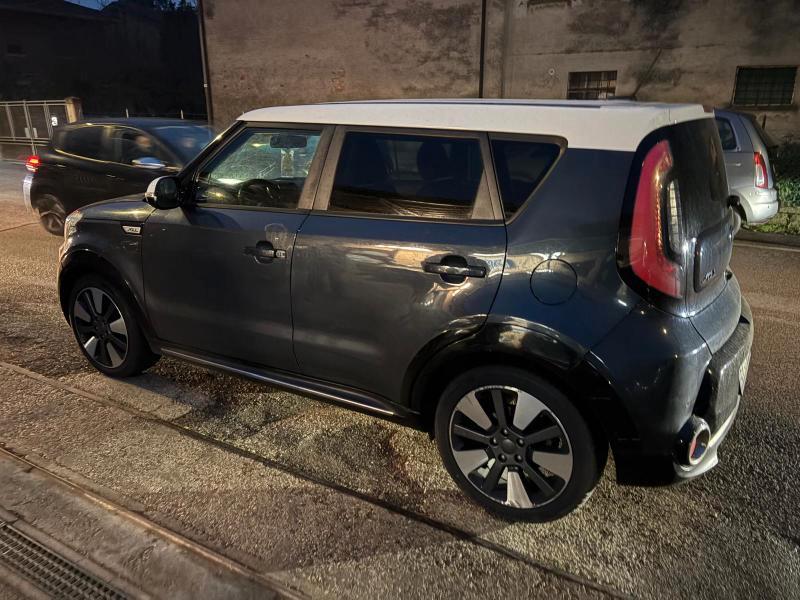 Kia Soul 1.6 crdi 16v Your Soul AUTOMATICO OK NEOPATENTATO