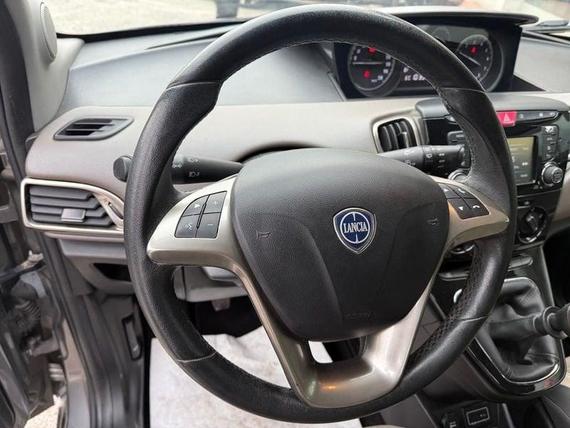 Lancia Ypsilon Ypsilon 1.2 69 CV 5 porte Gold