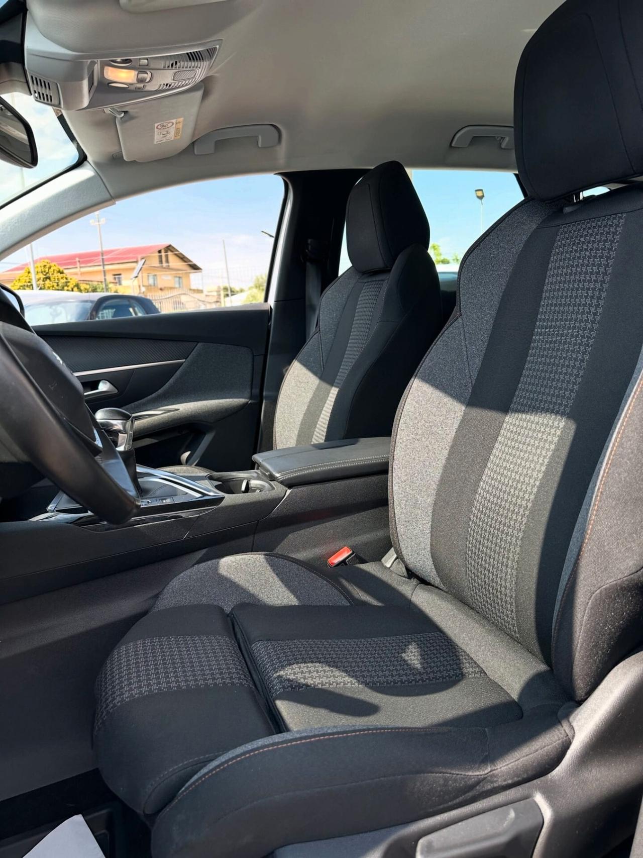 Peugeot 3008 BlueHDi 130 S&S Active Pack
