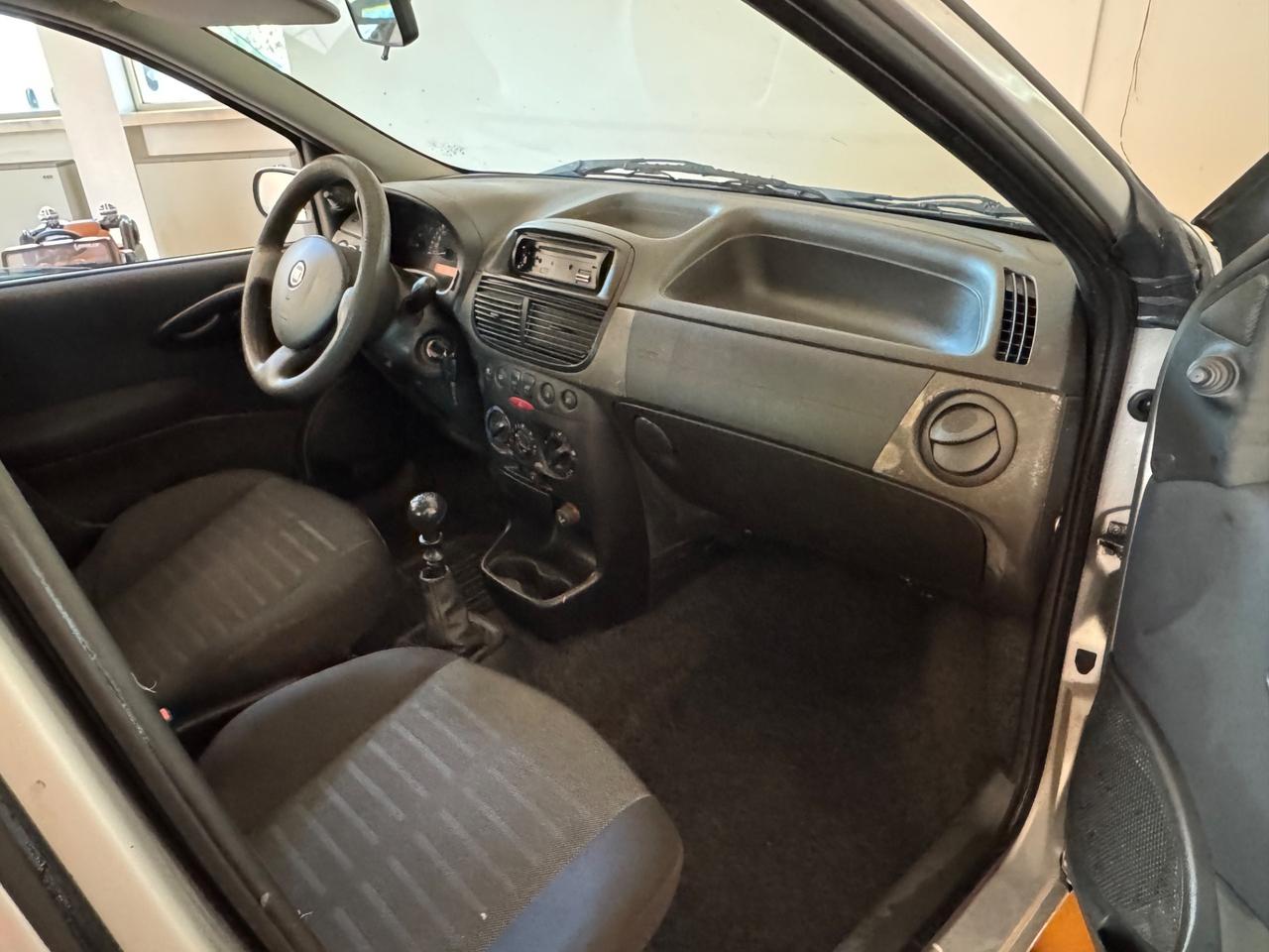 Fiat Punto Classic 1.2 5 porte Natural Power ok neopatentati