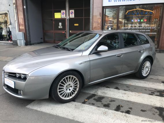 ALFA ROMEO 159 1.9 JTDm Distinctive