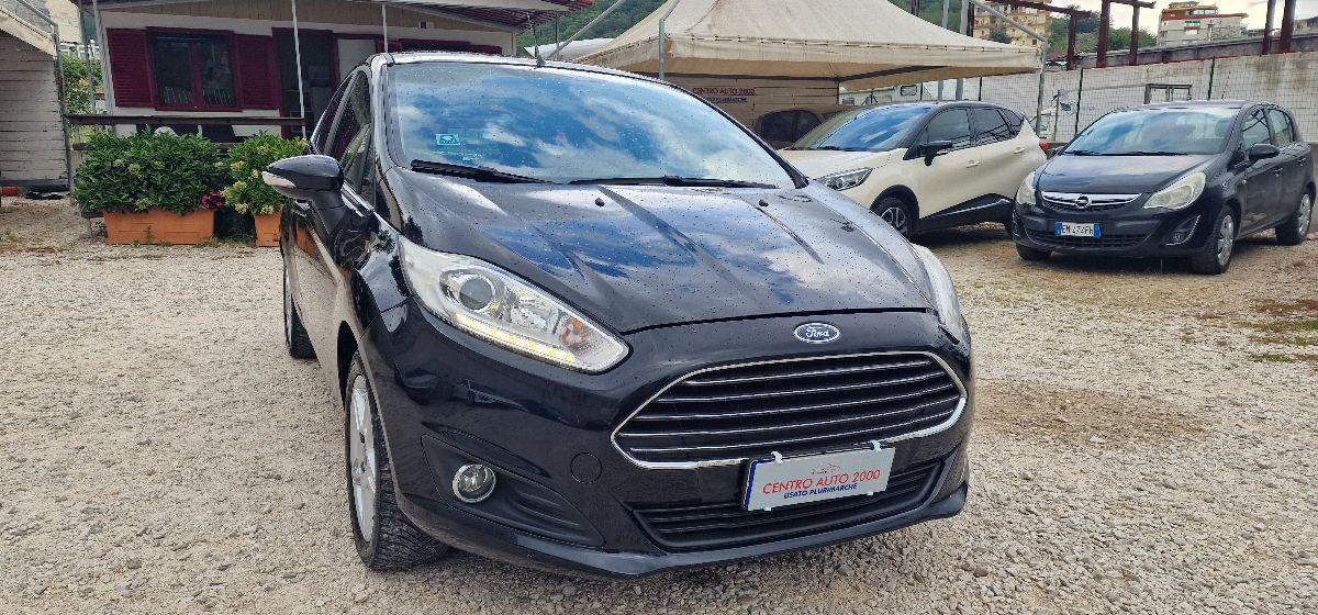 FORD Fiesta 1.5 TDCi 75CV 5p. Titanium