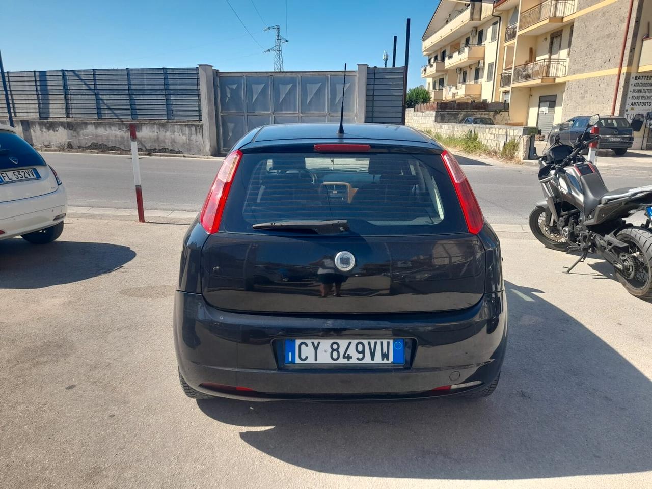 Fiat Grande Punto 1.4cc benzina 12 mesi garanzia-2005
