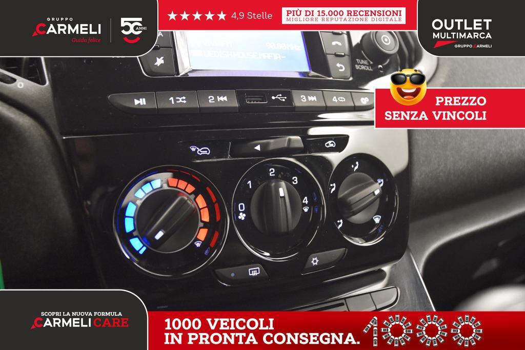 Lancia Ypsilon 1.0 FireFly Hybrid Silver
