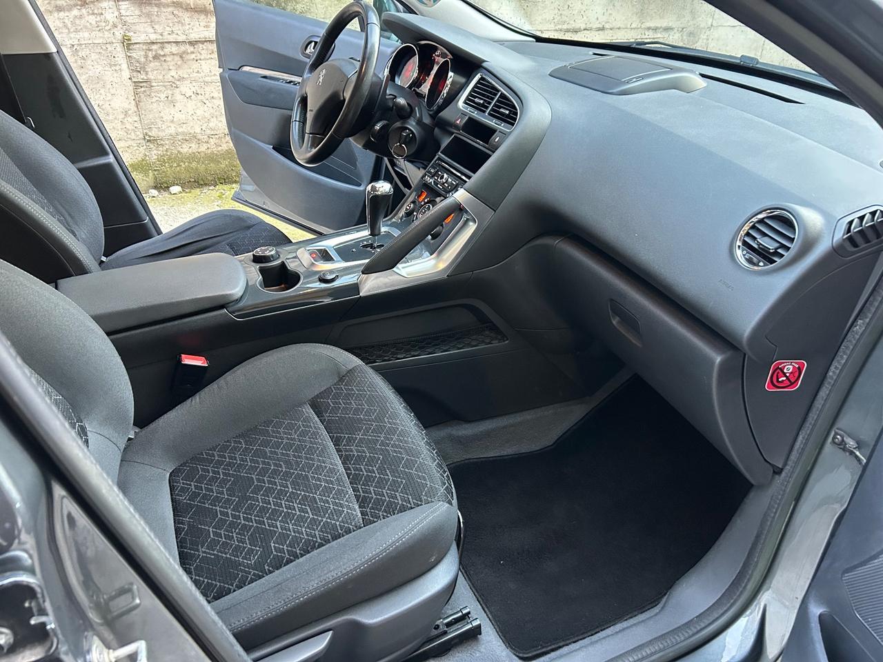 Peugeot 3008 1.6 e-HDi 115CV ETG6 Stop&Start Business