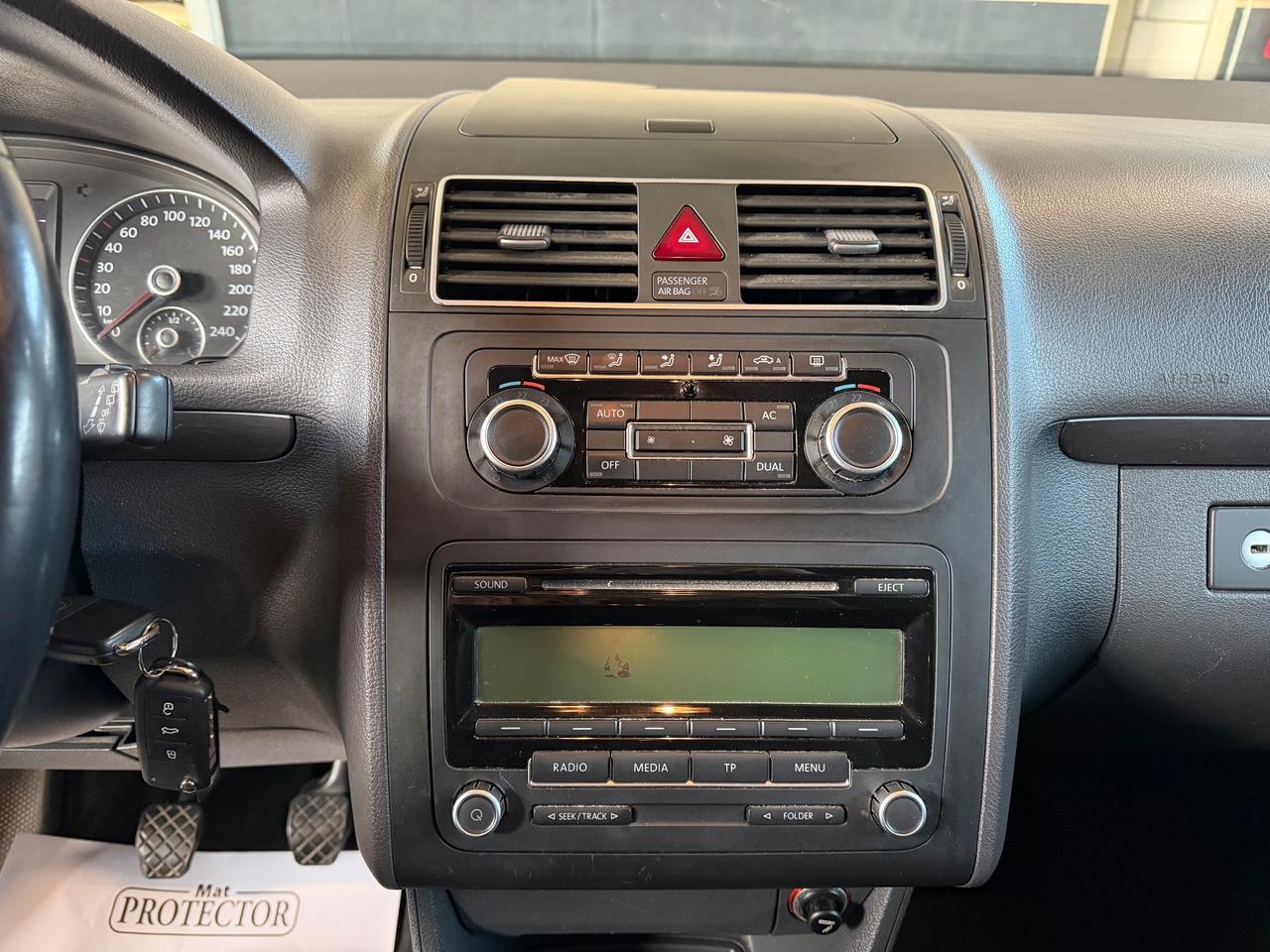 Volkswagen Touran 1.6 TDI Comfortline 7 POSTI NEOPATENTATI