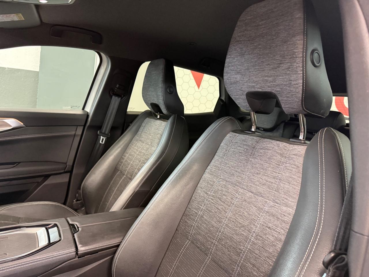 Renault Austral Full Hybrid E-Tech 200cv Techno iva esposta