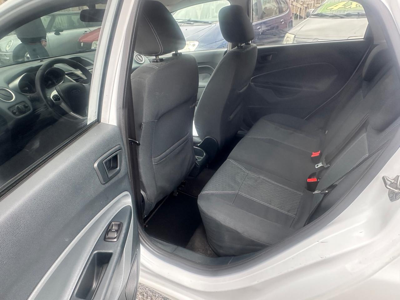Ford Fiesta 1.4 TDCi 5p. Titanium