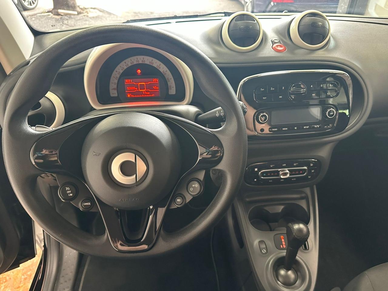 SMART FORTWO 1.0 71CV TWINAMIC PASSION COME NUOVA