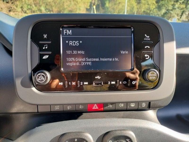 FIAT Panda Panda 1.0 FireFly S&S Hybrid Icon, Stereo Bluetooth con comandi al volante!