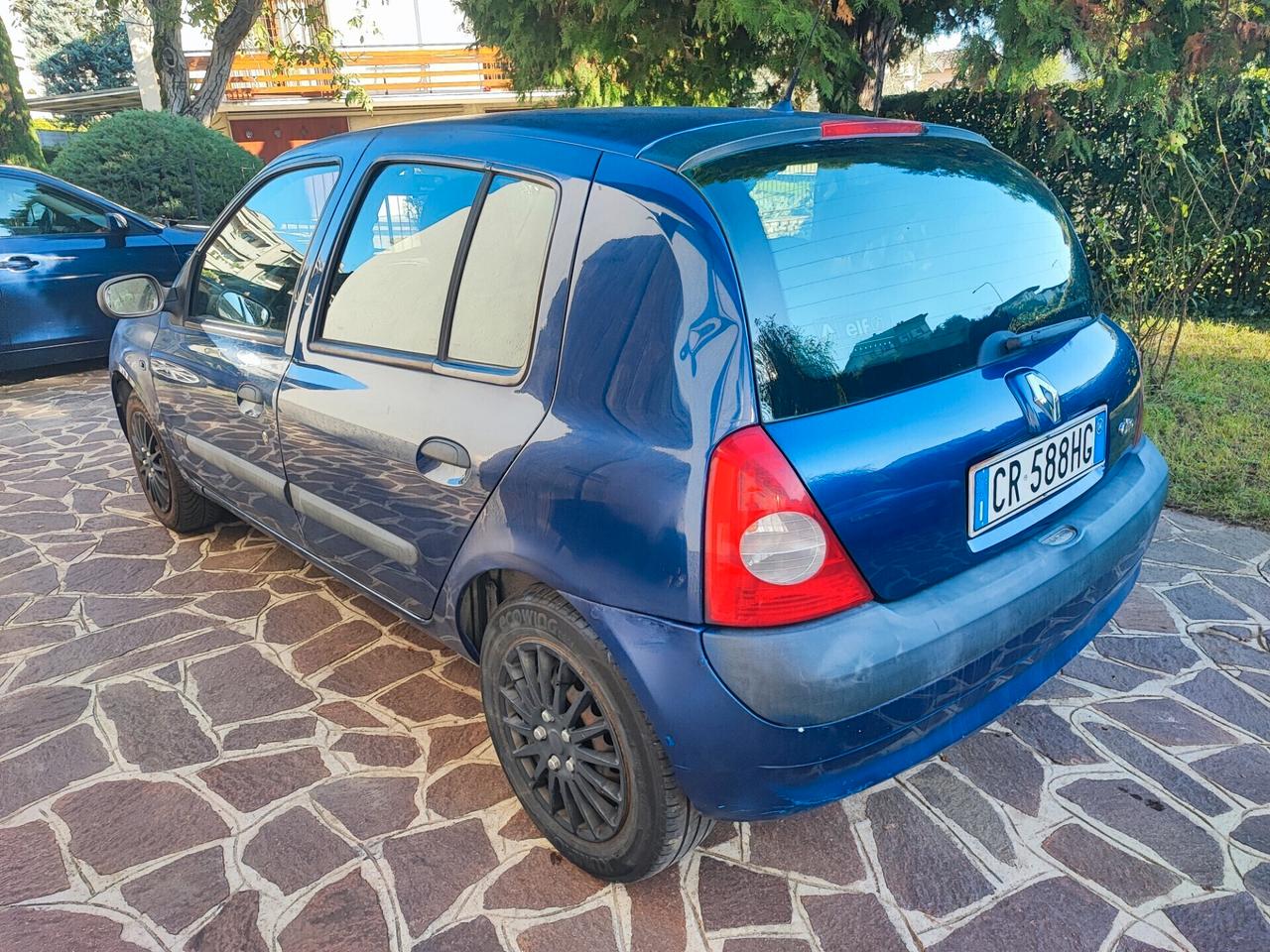 Renault Clio 1.2 cat 5 porte Confort neopatentati