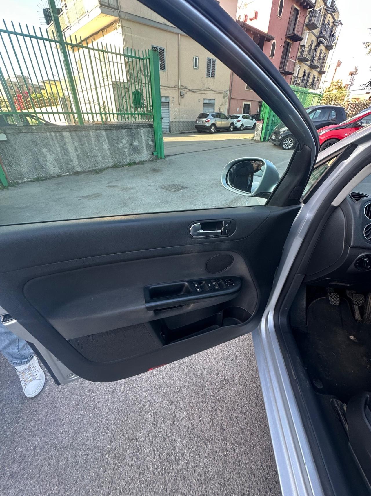 Volkswagen Golf Plus 1.6 TDI DPF Comfortline