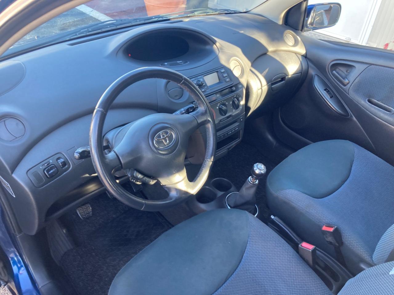 TOYOTA YARIS 1.4 D4-D 5 PORTE