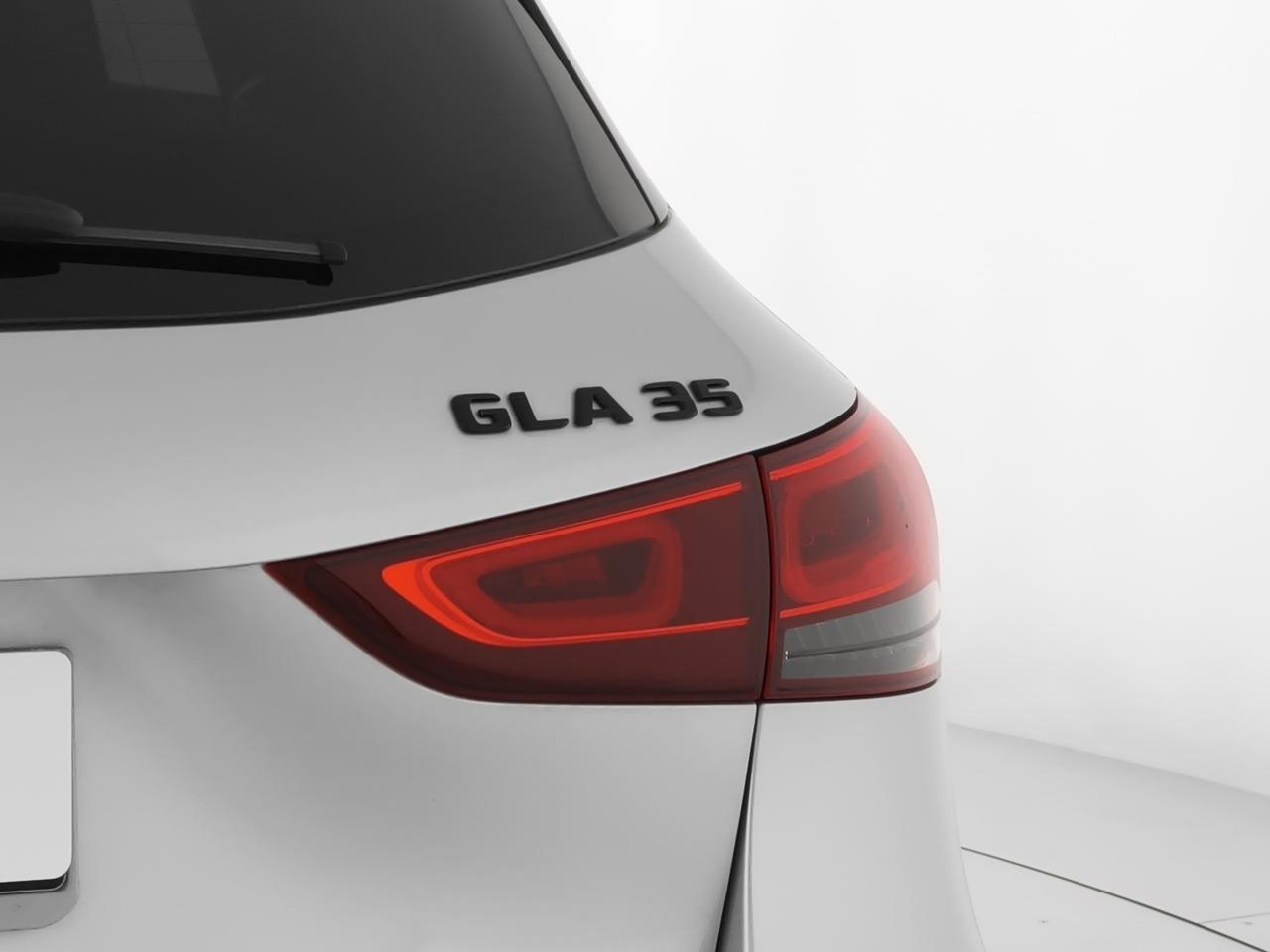 Mercedes GLA AMG 35 4matic