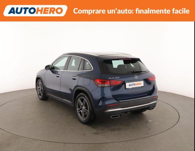 MERCEDES-BENZ GLA 250 Automatic Premium