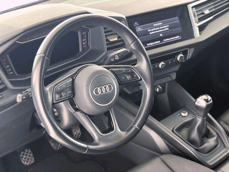 Audi A1 A1 citycarver 25 TFSI Admired