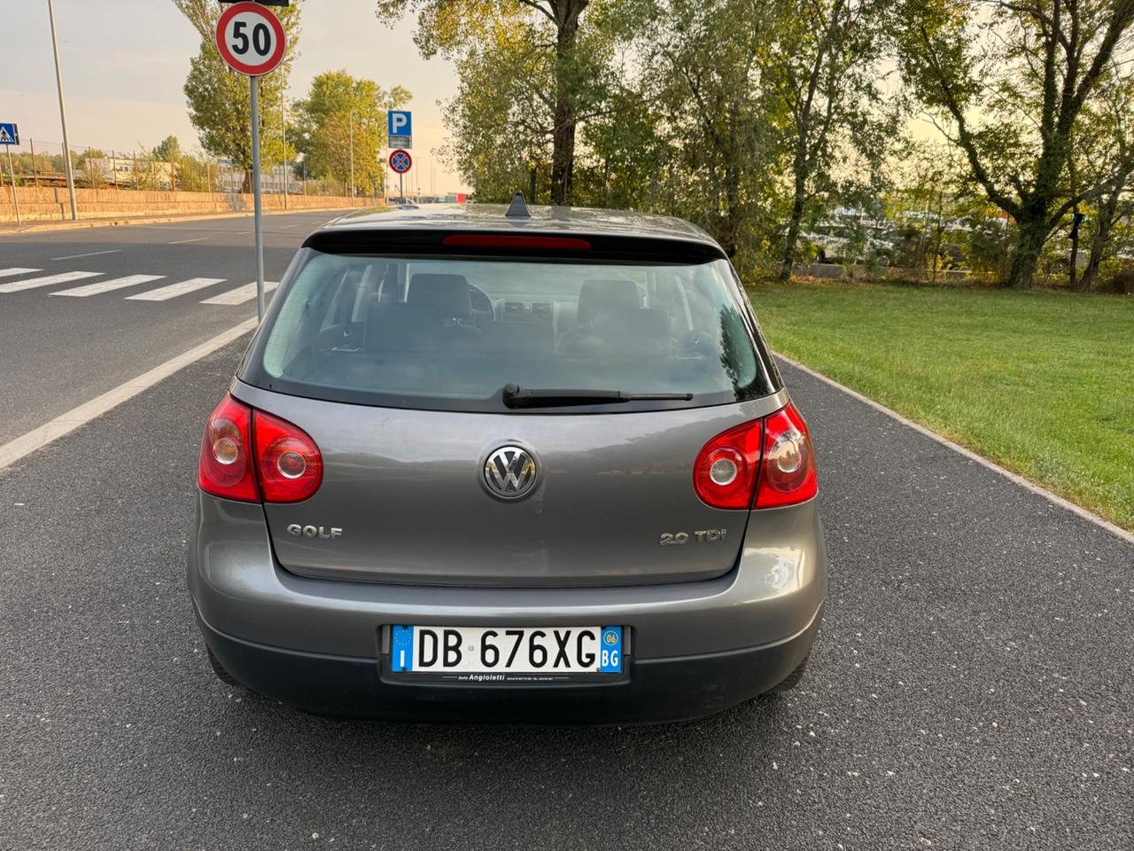 Volkswagen Golf 2.0 16V TDI 3p. Sportline