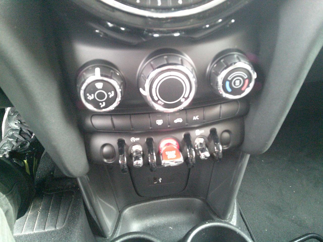 MINI COOPER 1.5 BAKER STREET