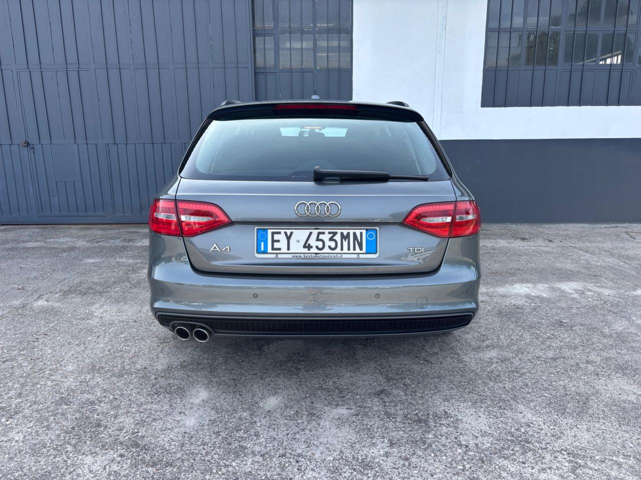 Audi A4 Avant 2.0 TDI 150cv S line. Garanzia 12mesi
