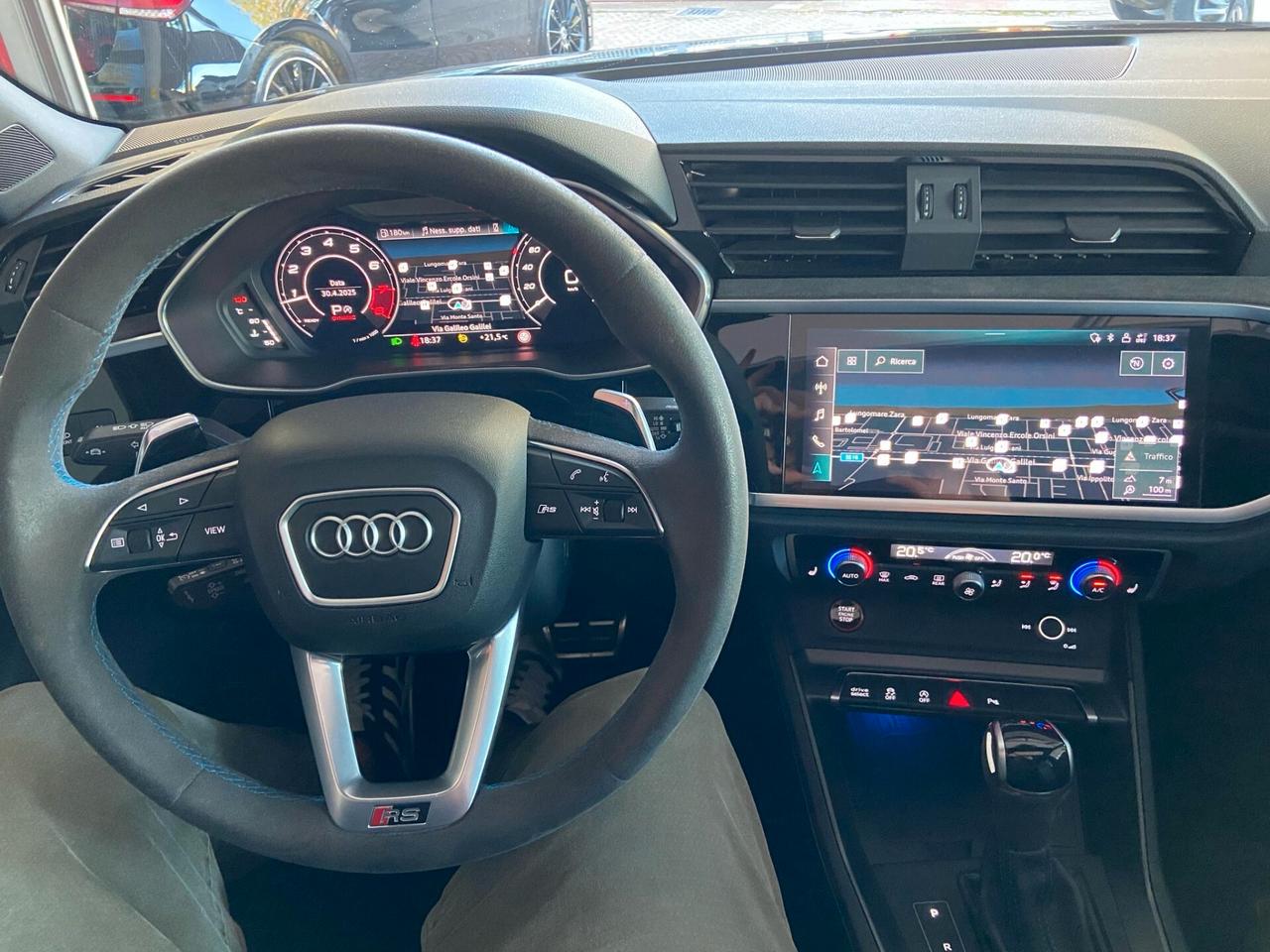 Audi Q3 RS Q3 SPB quattro S tronic