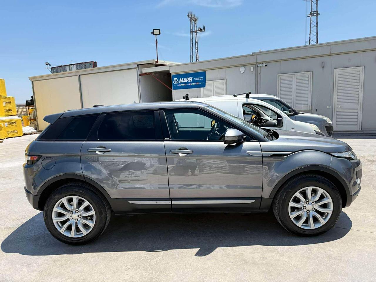 Land Rover Range Rover Evoque 2.2 TD4 5p. AUTOCARRO N1 !!!!