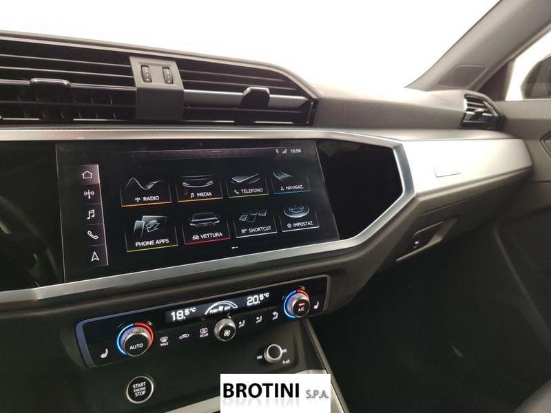 Audi Q3 45 TFSI quattro S tronic Business Advance