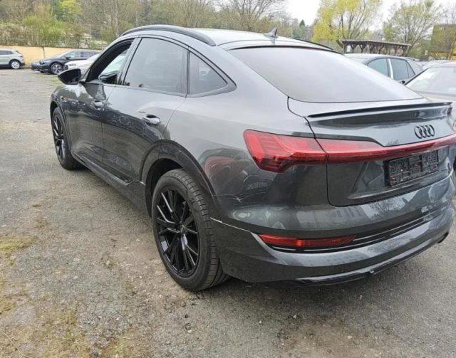 AUDI e-tron SPB 55 quattro S line edition