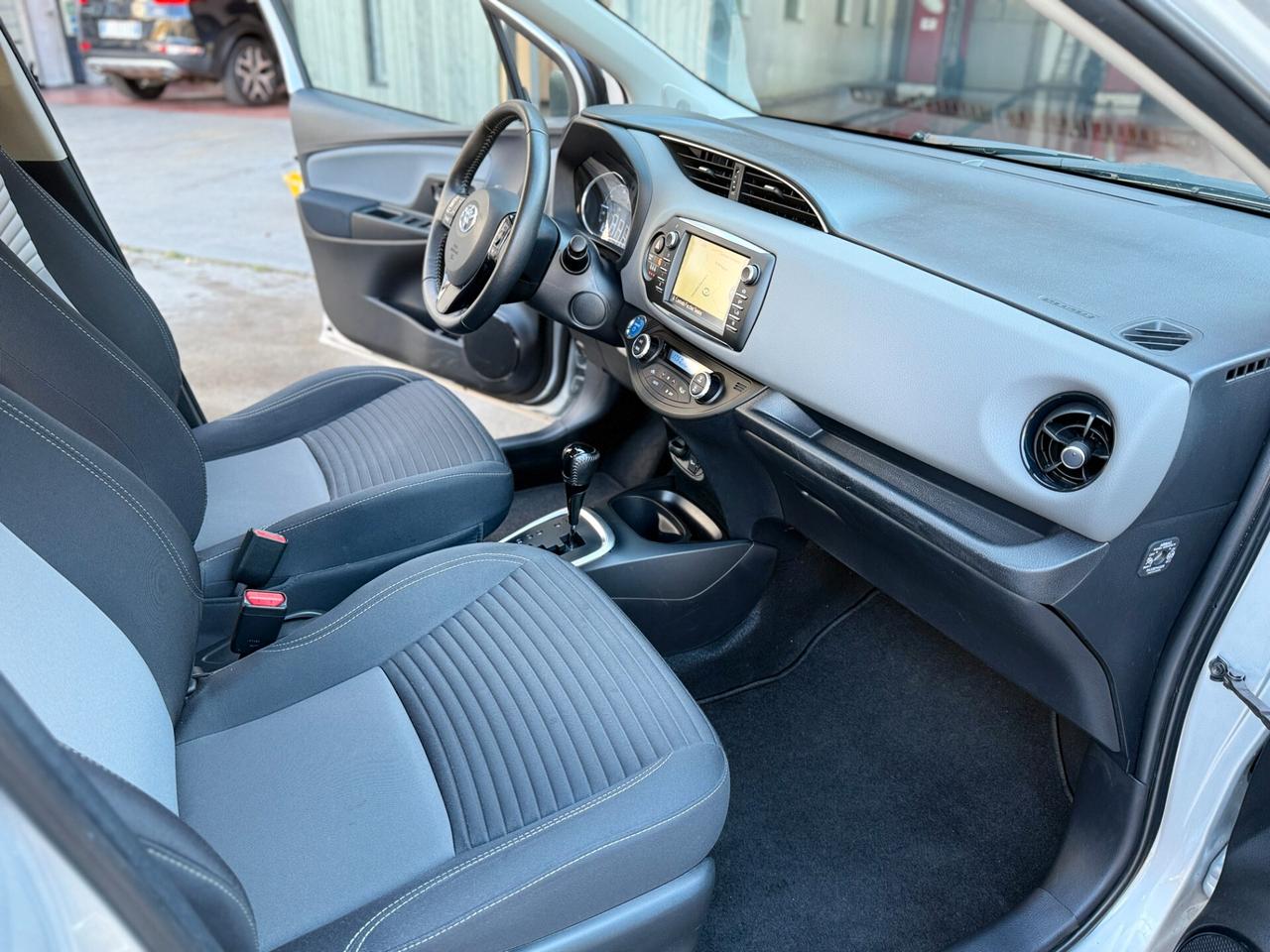 Toyota Yaris 1.5 Hybrid 5 porte Active 73cv