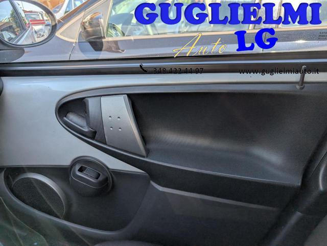 TOYOTA Aygo 1.0 12V VVT-i 5 porte Active Connect NEOP
