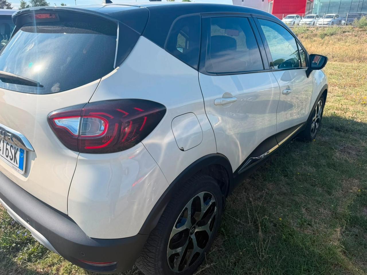 Renault Captur dCi 8V 110 CV Start&Stop Energy Initiale Paris
