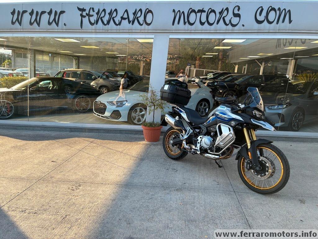 Voge Valico 900 bauletto a 74 euro al mese
