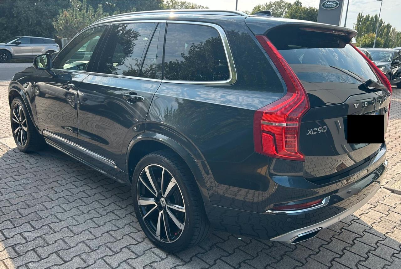 Volvo XC 90 XC90 D5 AWD Geartronic 7 posti Momentum